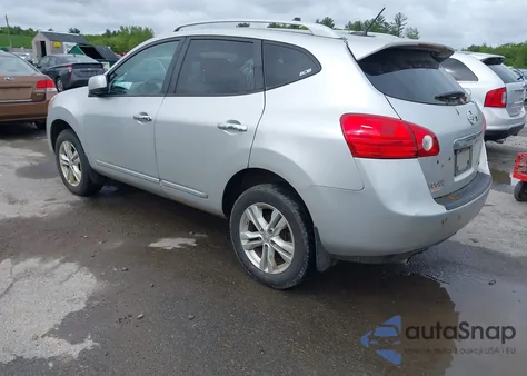 2013 Nissan Rogue Sv z USA, uszkodzony, nr VIN JN8AS5MV5DW133085
